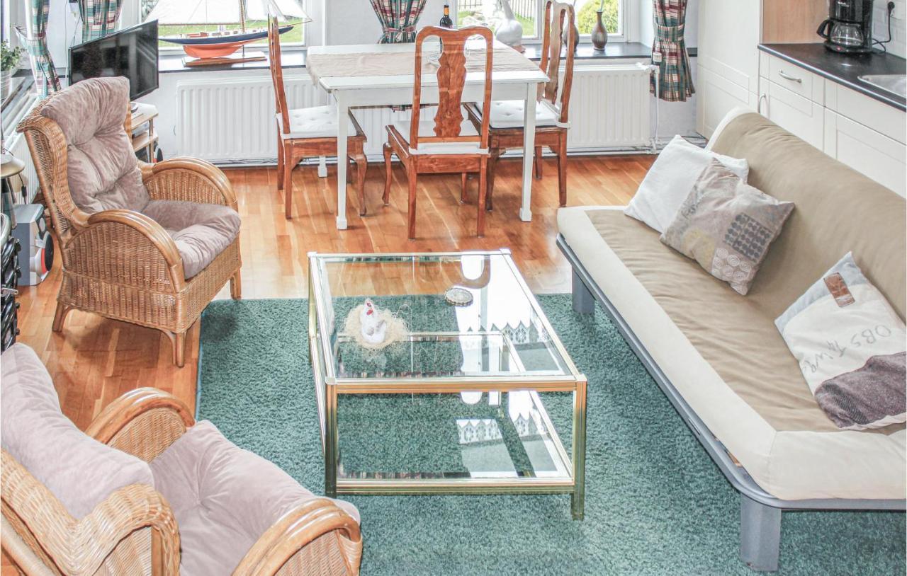 Cozy Apartment In Molkwerum With Wifi Exterior photo